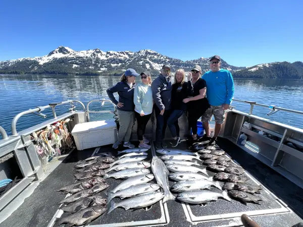 Best Fishing Charters In Alaska For Salmon And Halibut 600×450